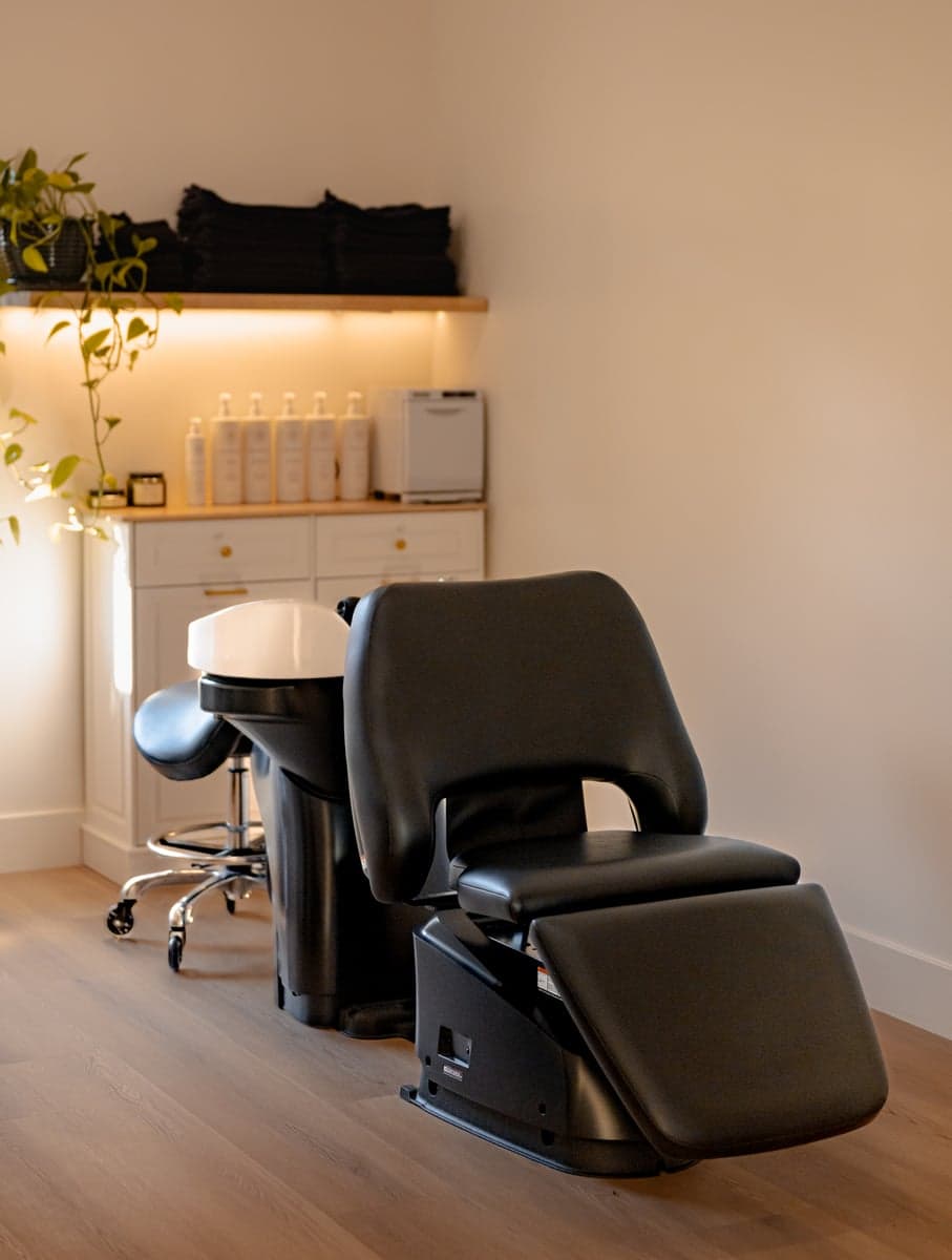 Flourish Curl Studio gallery image