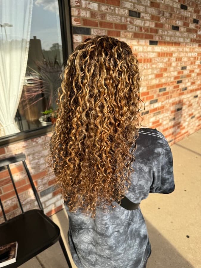 224 Curls Studio gallery image