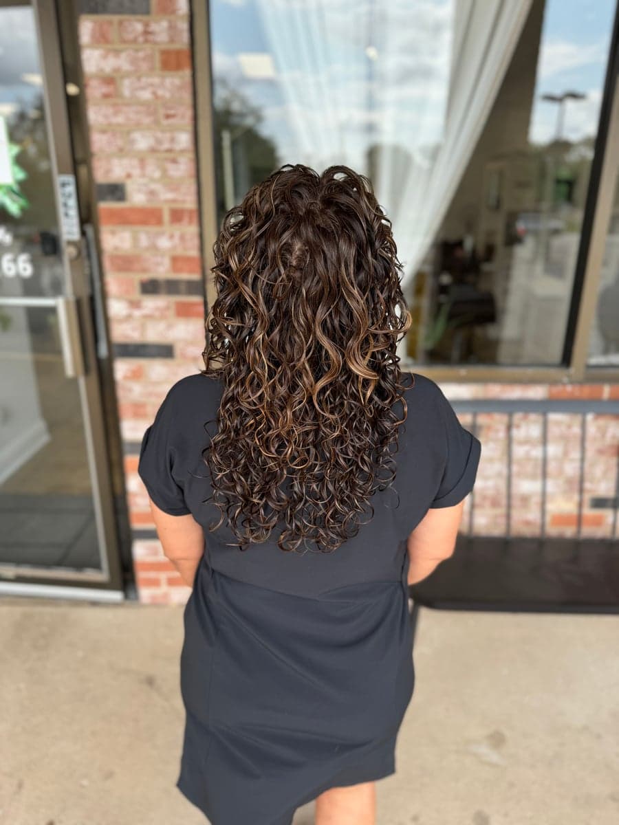 224 Curls Studio gallery image