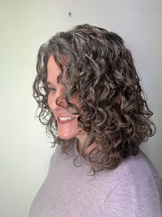 Ana R Cassano The Purple Curl Journey @Dawne’s Cutting Edge gallery image