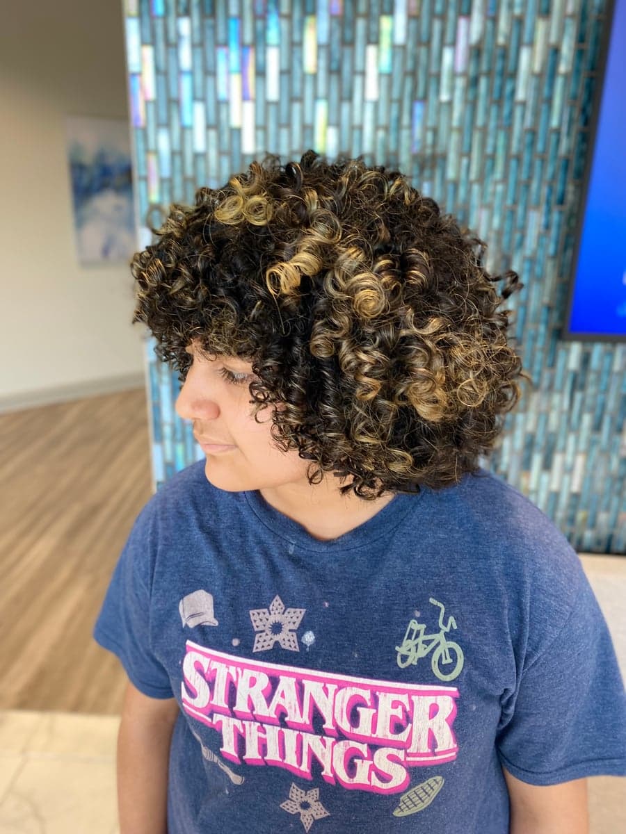 Kim Does Hair gallery image