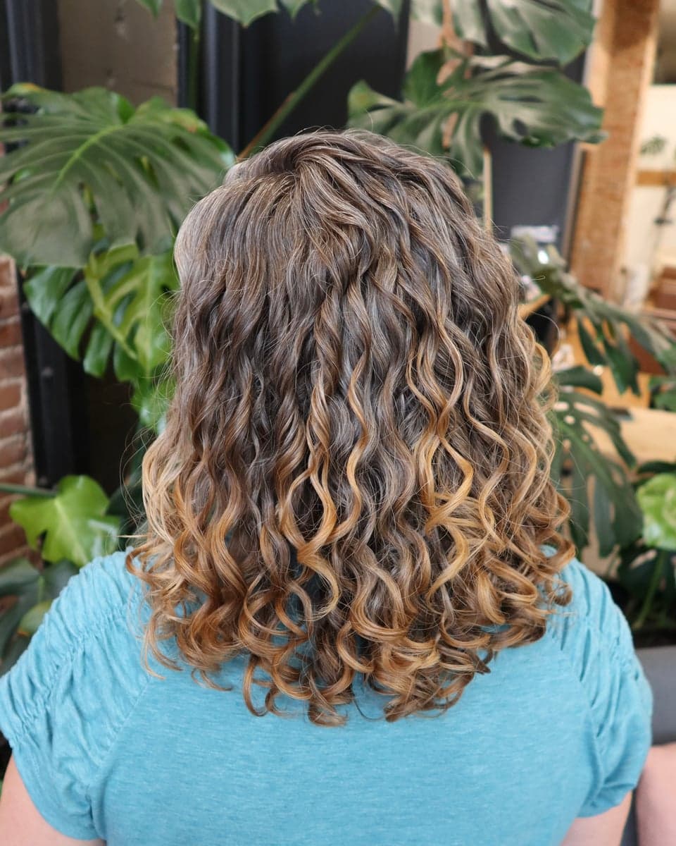 Gracelyn Maria Hair | Washington Curl Specialist + Educator gallery image