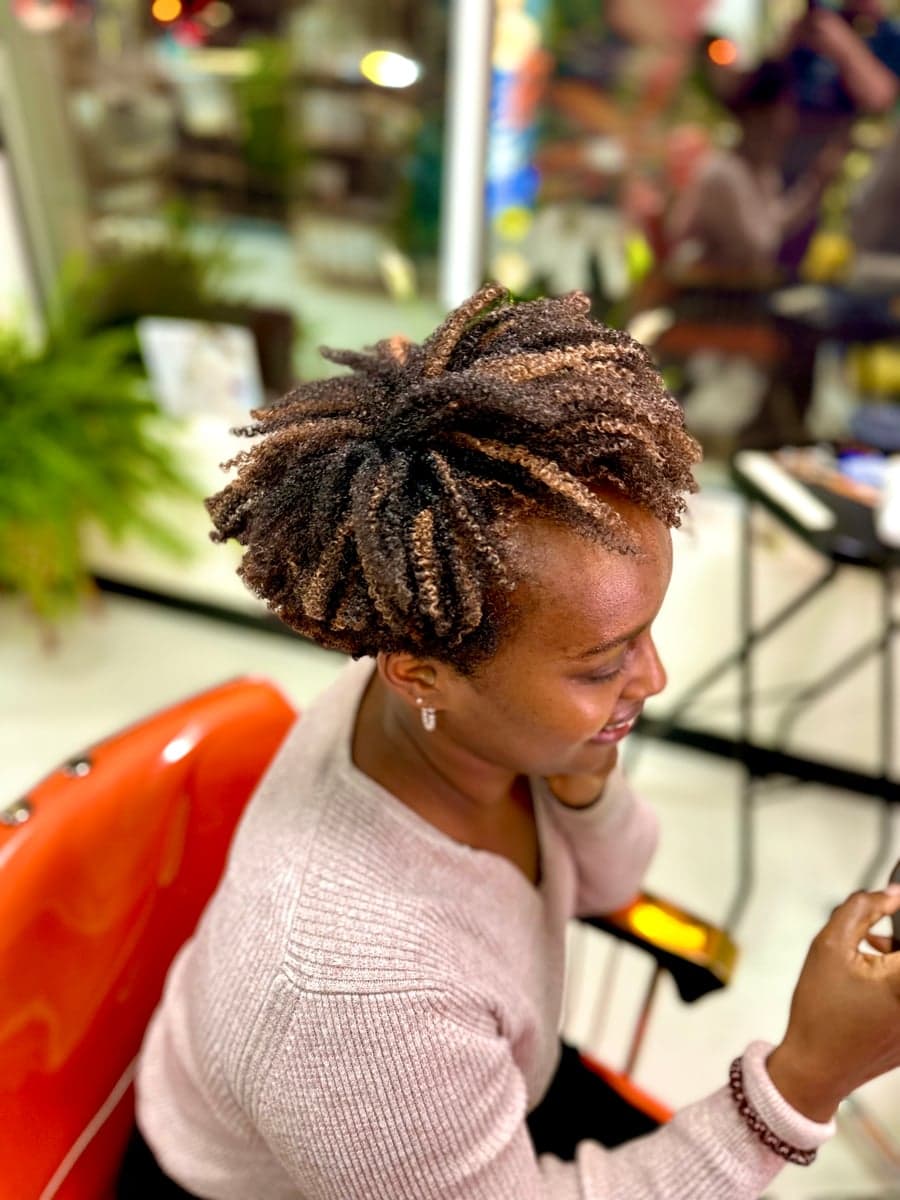 Crown Curls gallery image
