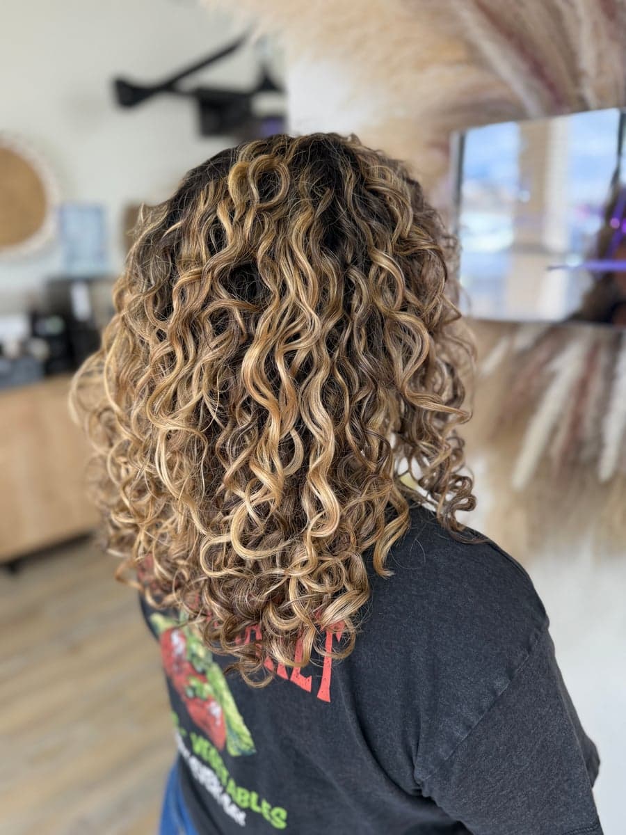 House of Cuts & Curls gallery image